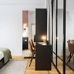 Sunny 2br Flat - Location - Center