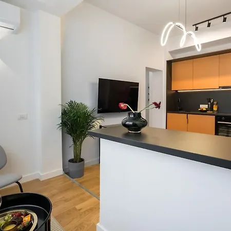 Sunny 2br Flat - Location - Center * בוקרשט