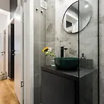 Sunny 2br Flat - Location - Center Bukarest