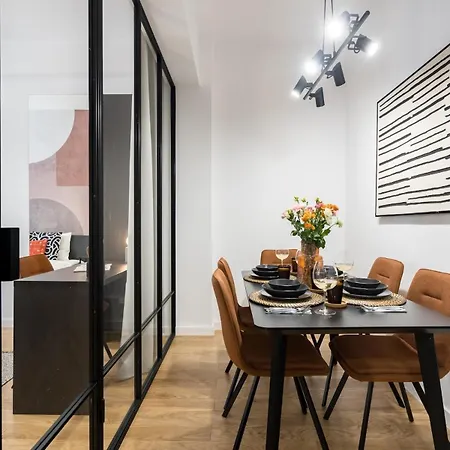 Sunny 2br Flat - Location - Center * Βουκουρέστι