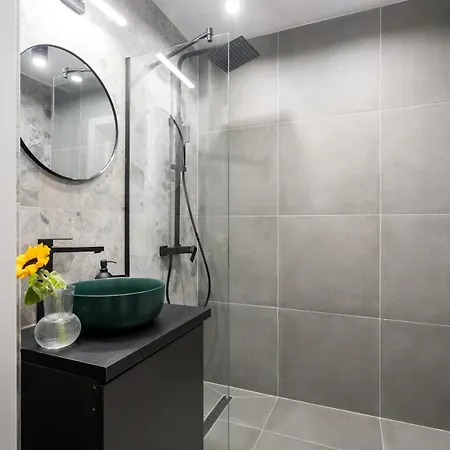 Sunny 2br Flat - Location - Center * 布加勒斯特