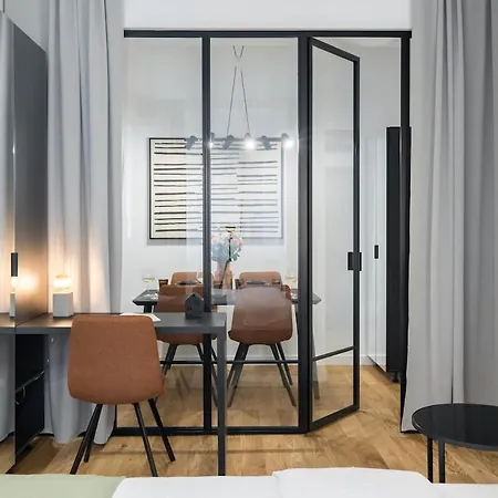 公寓 Sunny 2br Flat - Location - Center 布加勒斯特