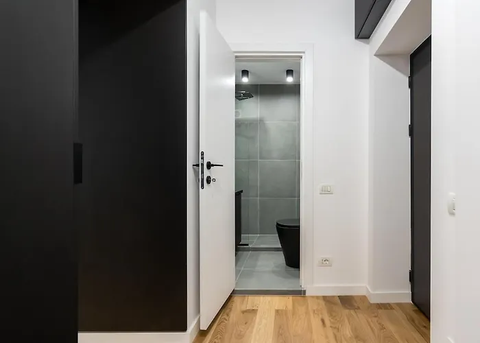 Sunny 2br Flat - Location - Center Lejlighed