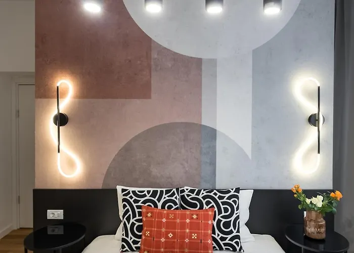 Sunny 2br Flat - Location - Center شقة