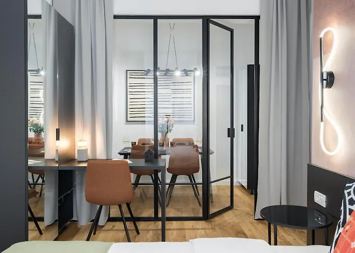 شقة Sunny 2br Flat - Location - Center بوخارست