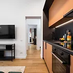 Sunny 2br Flat - Location - Center 부쿠레슈티