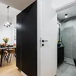 Sunny 2br Flat - Location - Center *