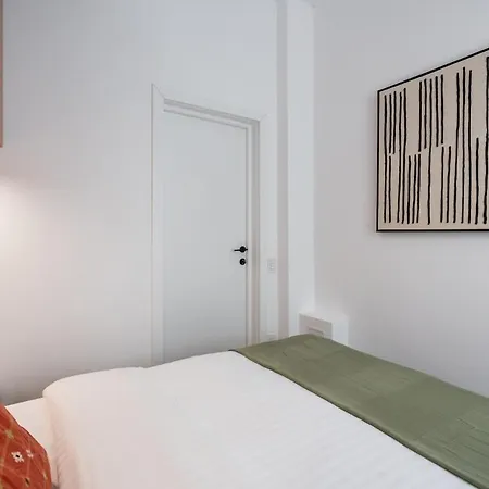 Sunny 2br Flat - Location - Center Apartment Bucharest