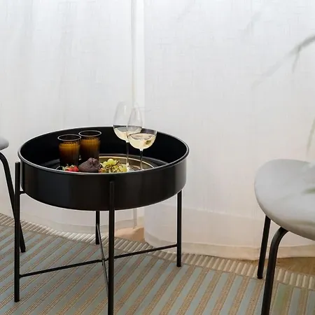 Sunny 2br Flat - Location - Center Apartment *