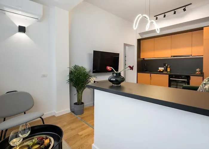 Sunny 2br Flat - Location - Center * 布加勒斯特